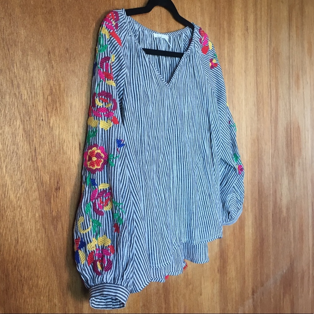 Beautiful Spring Embroidered Anthro Blouse